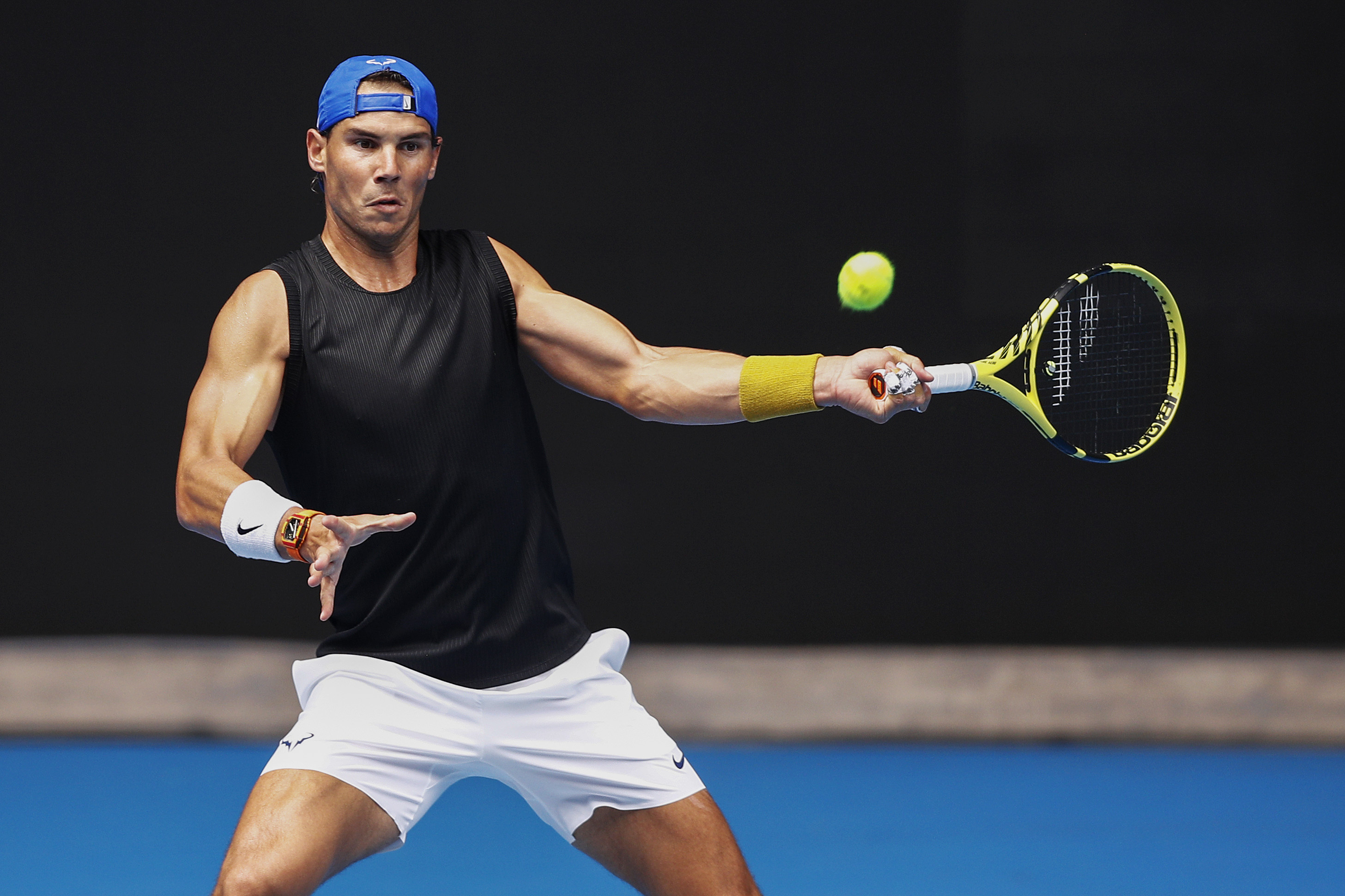 日本网球队绝杀西班牙网球队,纳达尔完成帽子戏法 日本网球队绝杀西班牙网球队,纳达尔完成帽子戏法