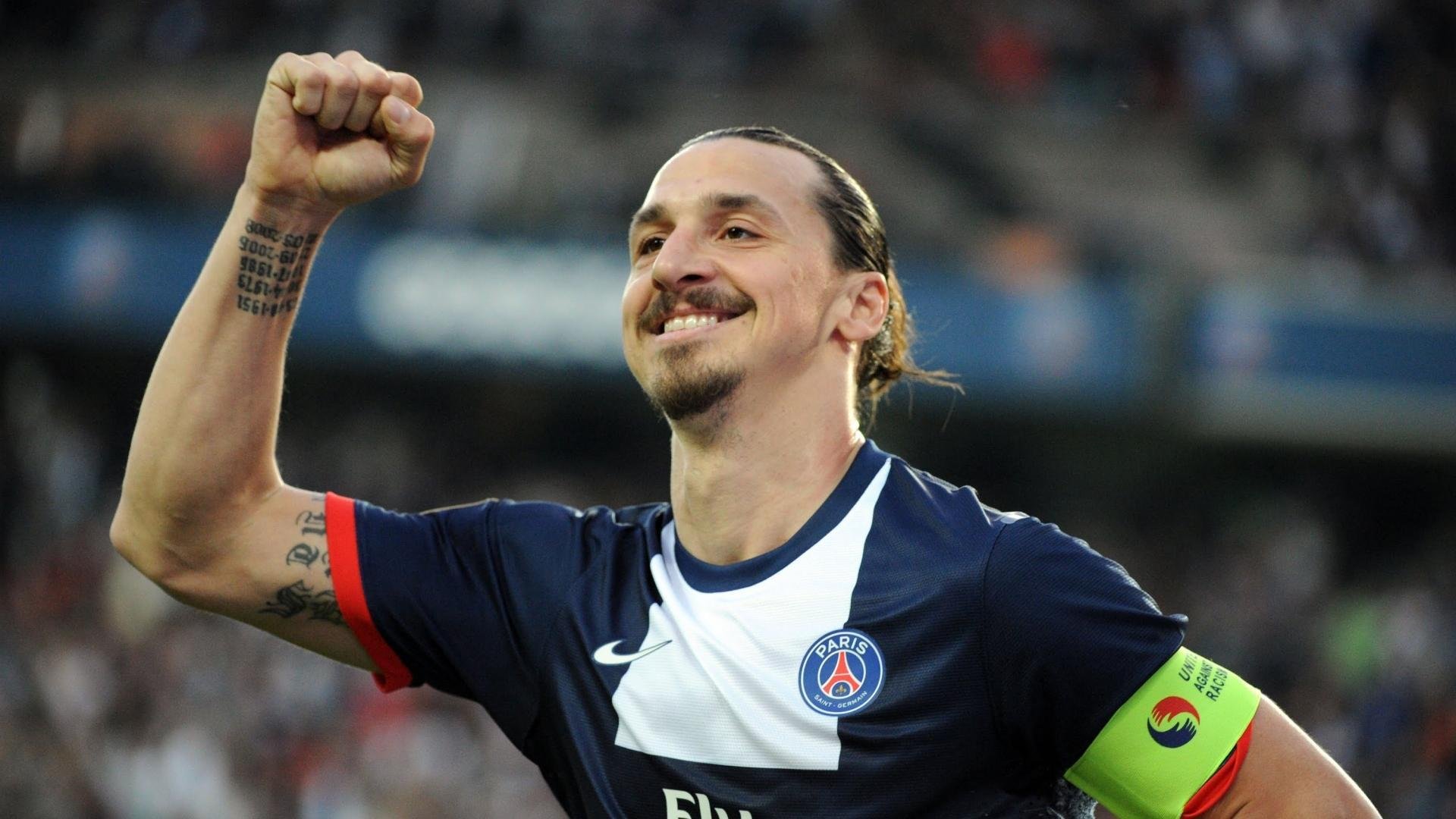 劳塔罗一锤定音,巨星价值在逆境中照亮阿根廷之路