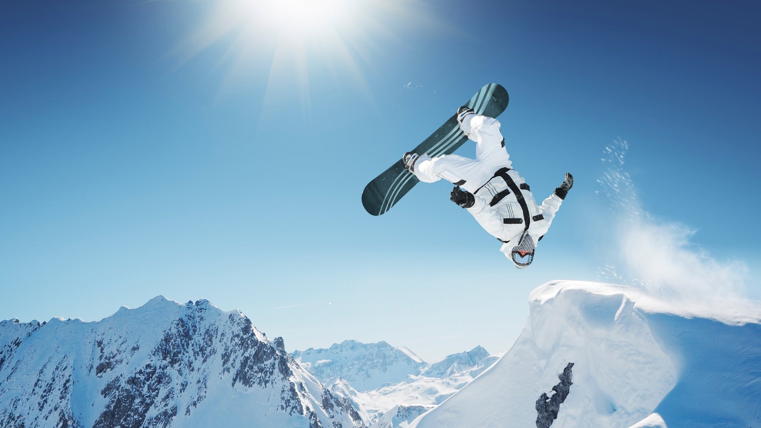 赛道上的双重奇迹,红牛逆转雷诺,诺里斯刷新单圈纪录